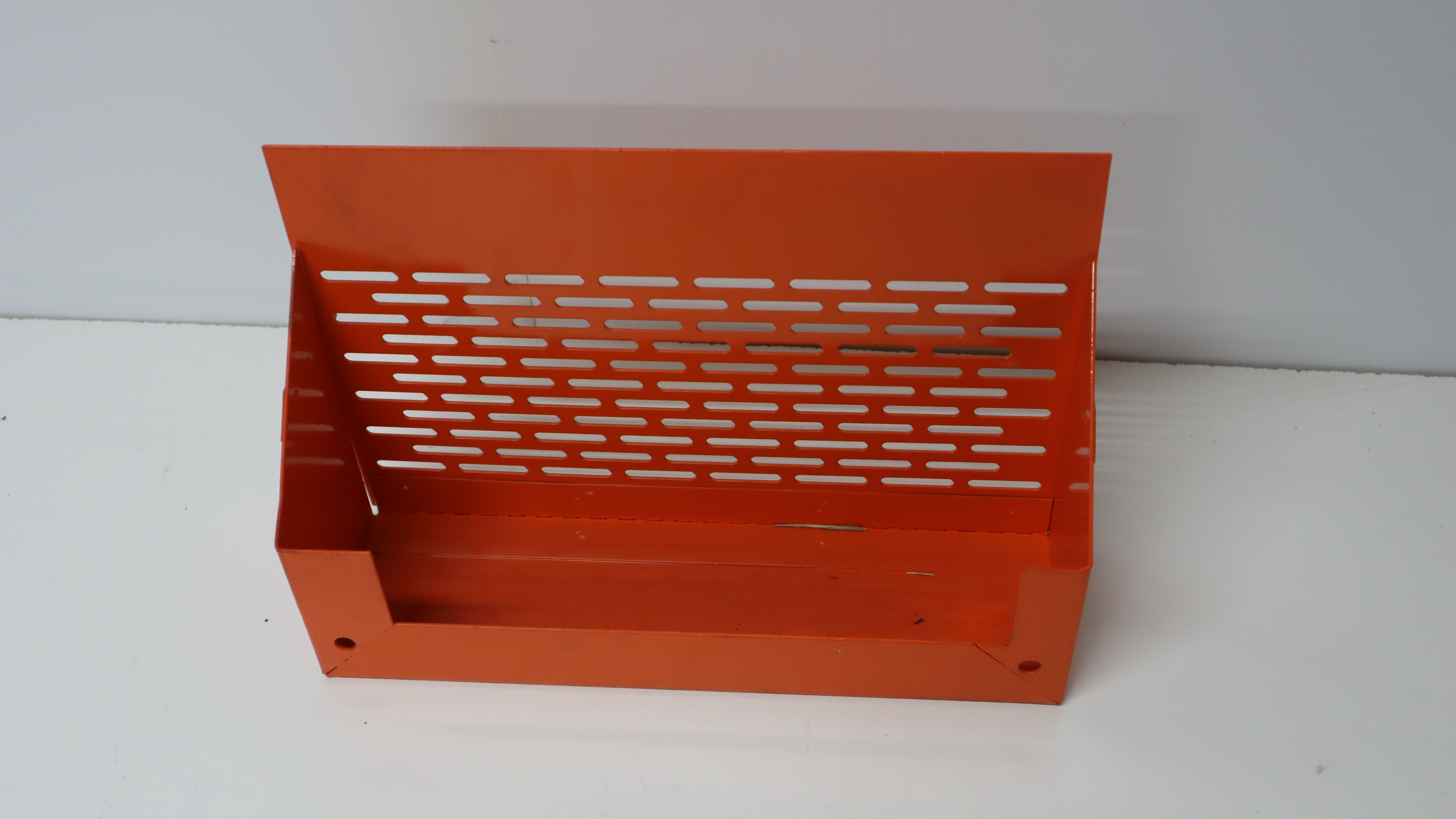 GUARD,HINGED,FDR DRV,F/ 10800001,PAINTED ORANGE